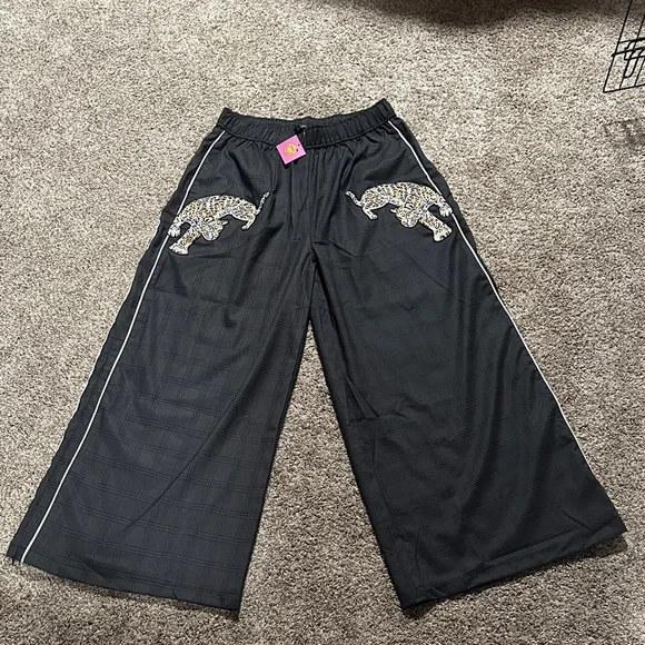 Dressed in Lala Leopard Trousers - Picture 1 of 4